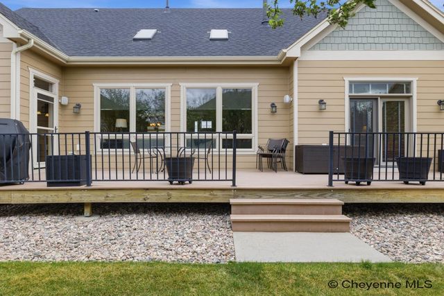 7712 SHADOW MTN CIR, Cheyenne, WY 82009