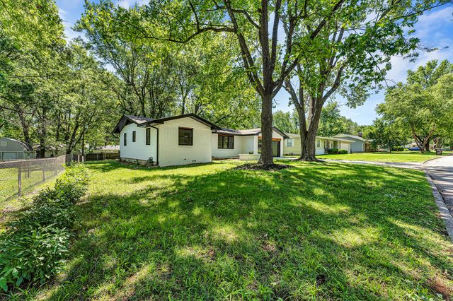 3428 S Fort Avenue, Springfield, MO 65807