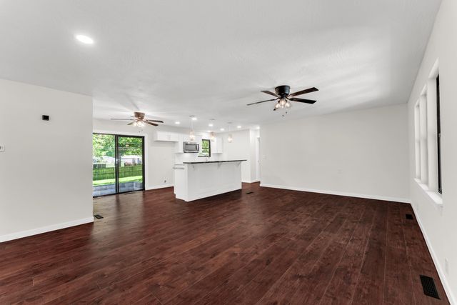 3428 S Fort Avenue, Springfield, MO 65807