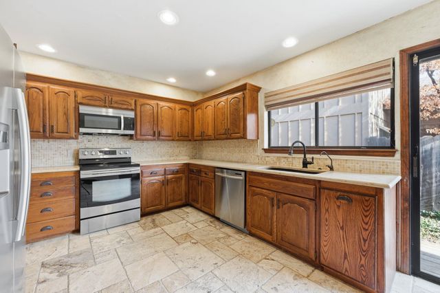 7700 E 13TH ST N UNIT 3, Wichita, KS 67206