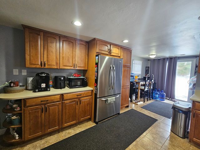 10N827 Hawthorne Street, Elgin, IL 60123