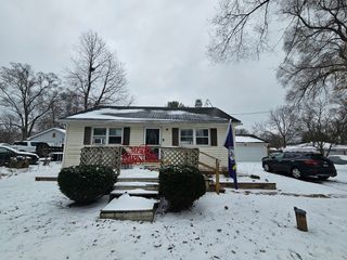 10N827 Hawthorne Street, Elgin, IL 60123