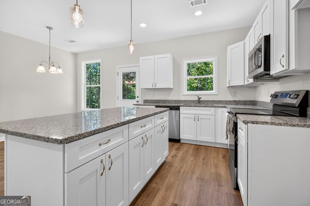 242 Glavine Street, Greenville, GA 30222
