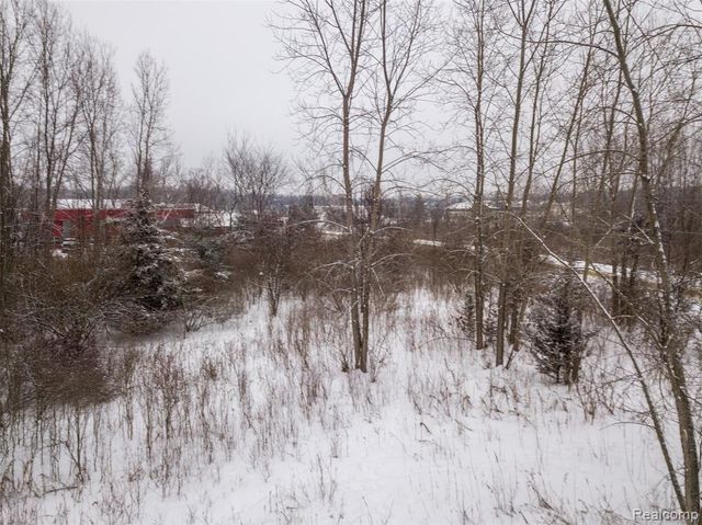 000 Victory Drive, Howell, MI 48843