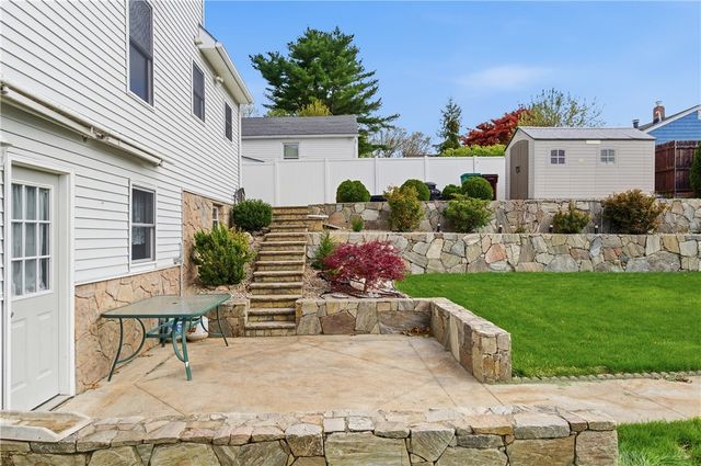 126 Lilac Avenue, Woonsocket, RI 02895