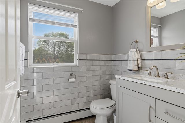 126 Lilac Avenue, Woonsocket, RI 02895