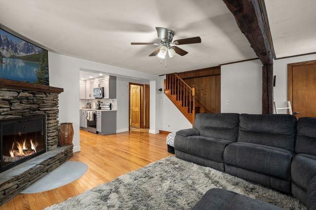 15 Roland Road, Peabody, MA 01960