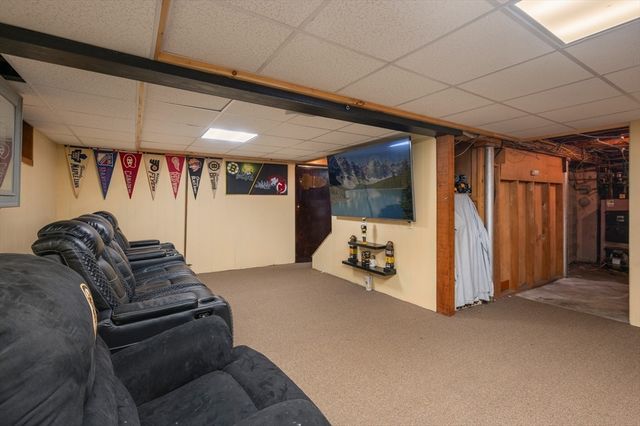 15 Roland Road, Peabody, MA 01960