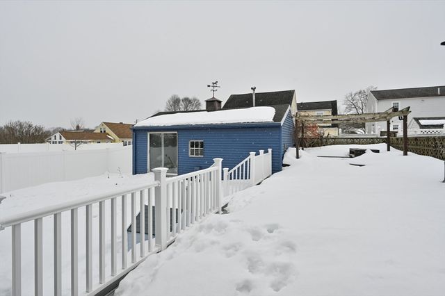 15 Roland Road, Peabody, MA 01960