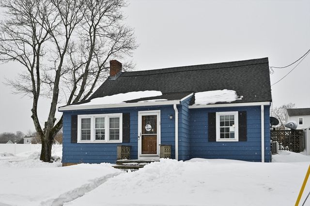 15 Roland Road, Peabody, MA 01960