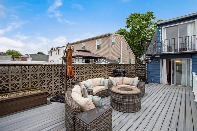 15 Roland Road, Peabody, MA 01960