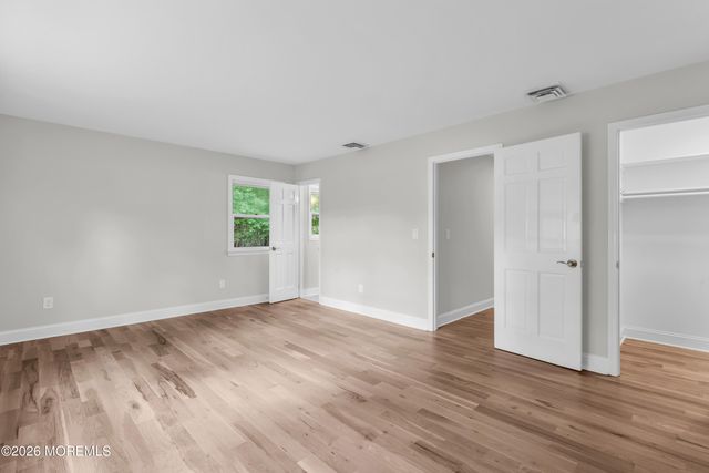 1046 Indian Hill Road, Toms River, NJ 08753