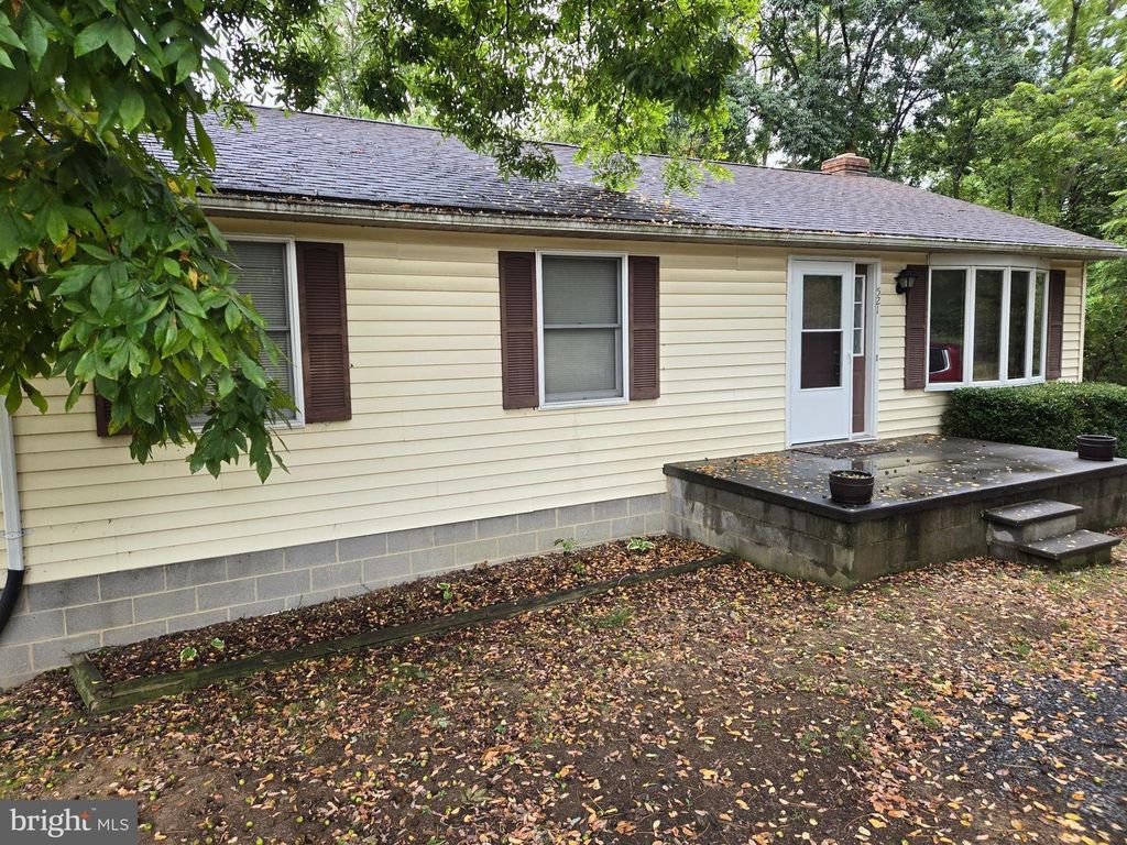 521 TASKER RD, Stephens City, VA 22655