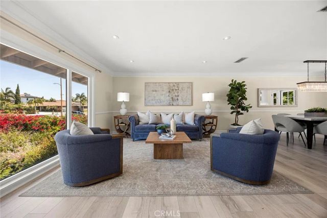 17712 Whitney Drive, North Tustin, CA 92705