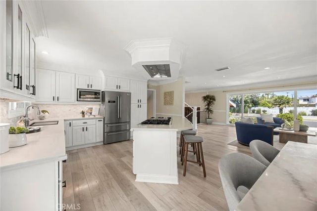 17712 Whitney Drive, North Tustin, CA 92705