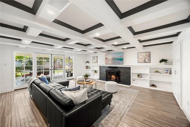17712 Whitney Drive, North Tustin, CA 92705