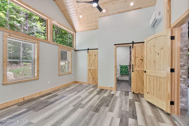 2052 Granny Squirrel Drive, Andrews, NC 28901