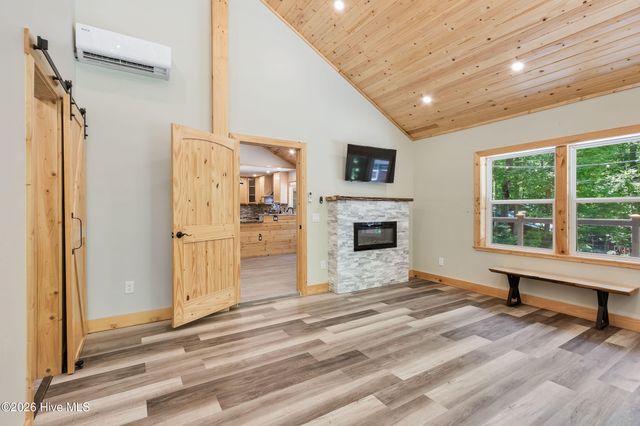 2052 Granny Squirrel Drive, Andrews, NC 28901