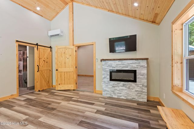 2052 Granny Squirrel Drive, Andrews, NC 28901