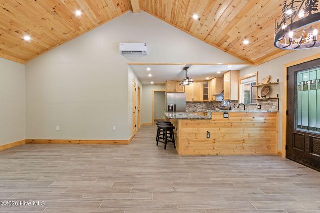 2052 Granny Squirrel Drive, Andrews, NC 28901