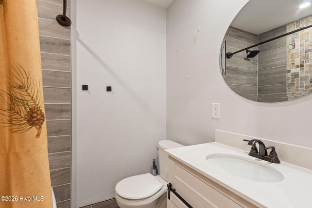 2052 Granny Squirrel Drive, Andrews, NC 28901