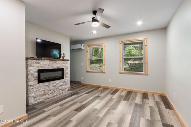 2052 Granny Squirrel Drive, Andrews, NC 28901