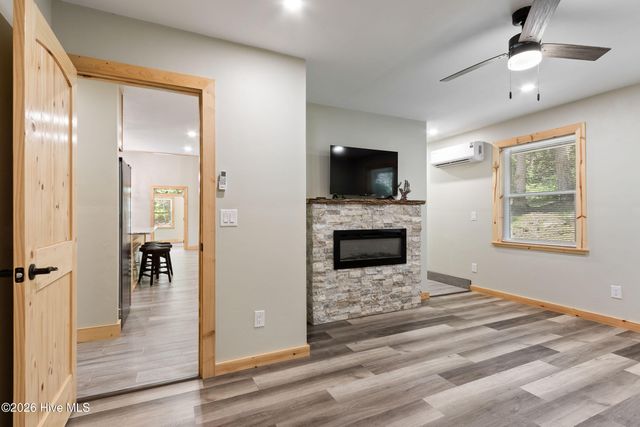 2052 Granny Squirrel Drive, Andrews, NC 28901