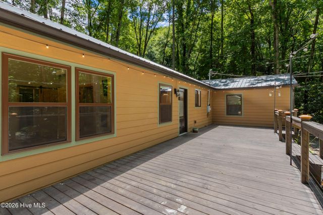 2052 Granny Squirrel Drive, Andrews, NC 28901