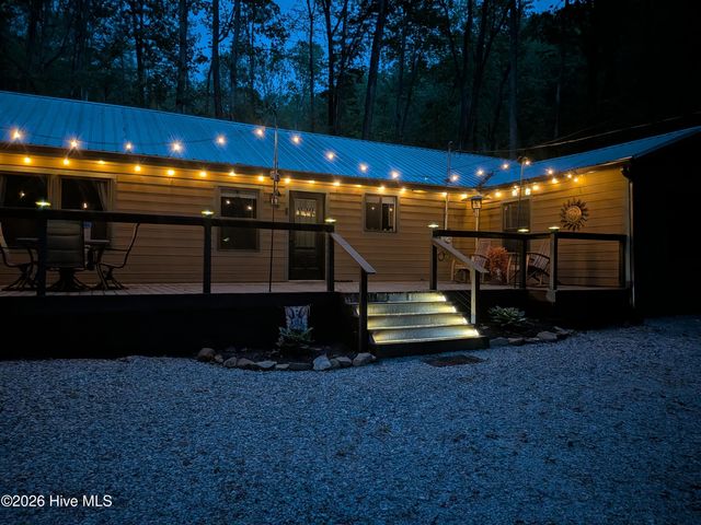 2052 Granny Squirrel Drive, Andrews, NC 28901