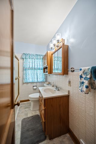 2134 W Locust Street, Davenport, IA 52804