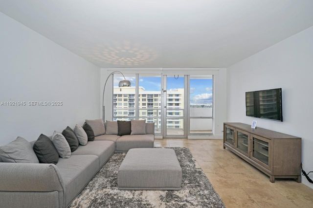 5601 Collins Ave 1516, Miami Beach, FL 33140
