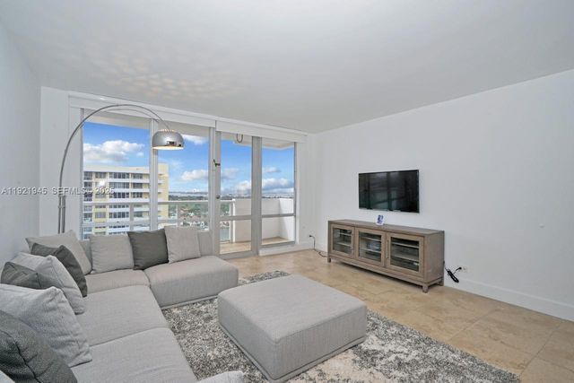 5601 Collins Ave 1516, Miami Beach, FL 33140
