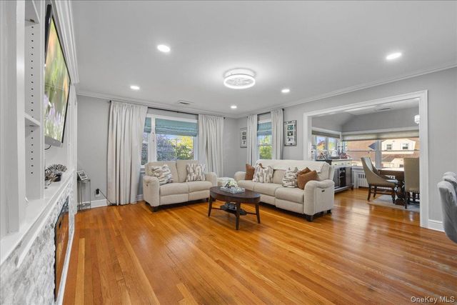 1 Francis Lane, Port Chester, NY 10573