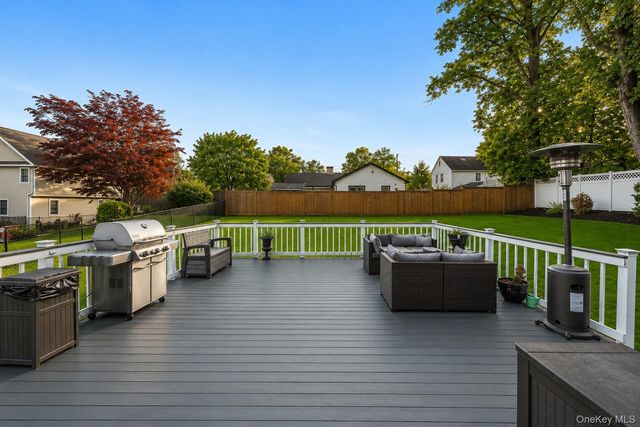1 Francis Lane, Port Chester, NY 10573