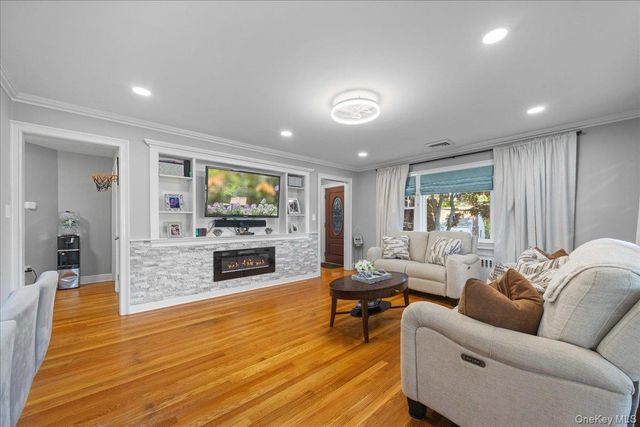 1 Francis Lane, Port Chester, NY 10573