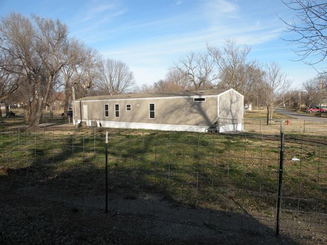444 S Wabash, Howard, KS 67349