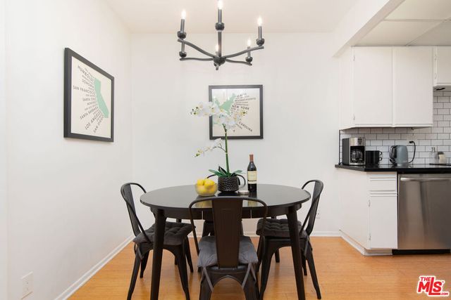 1131 Alta Loma Road 123, West Hollywood, CA 90069