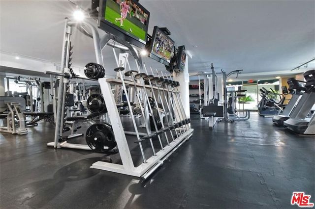 1131 Alta Loma Road 123, West Hollywood, CA 90069