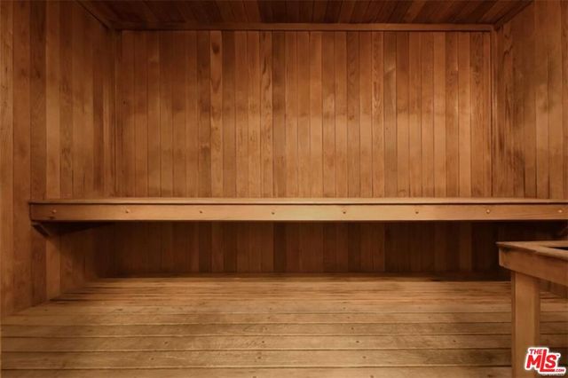 1131 Alta Loma Road 123, West Hollywood, CA 90069