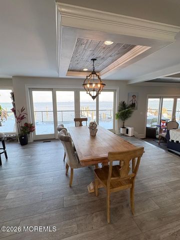 3313 Long Point Drive, Toms River, NJ 08753
