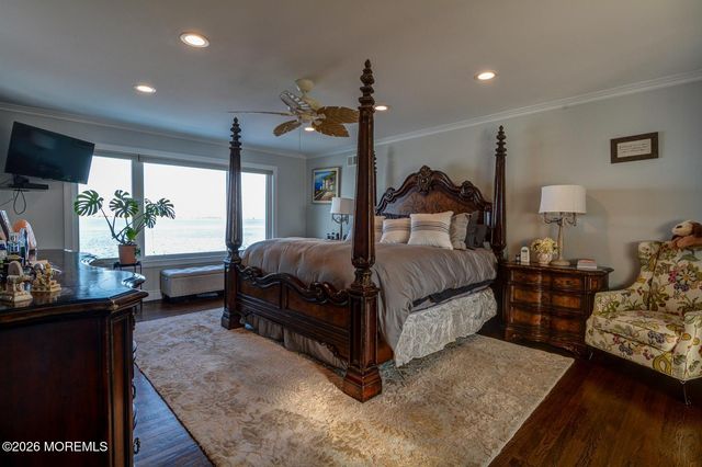 3313 Long Point Drive, Toms River, NJ 08753