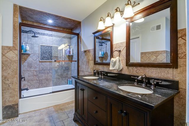 3313 Long Point Drive, Toms River, NJ 08753