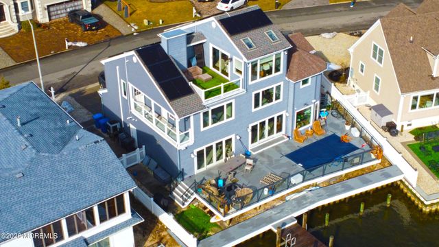 3313 Long Point Drive, Toms River, NJ 08753