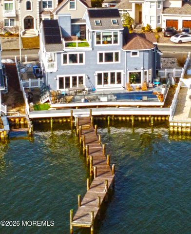 3313 Long Point Drive, Toms River, NJ 08753