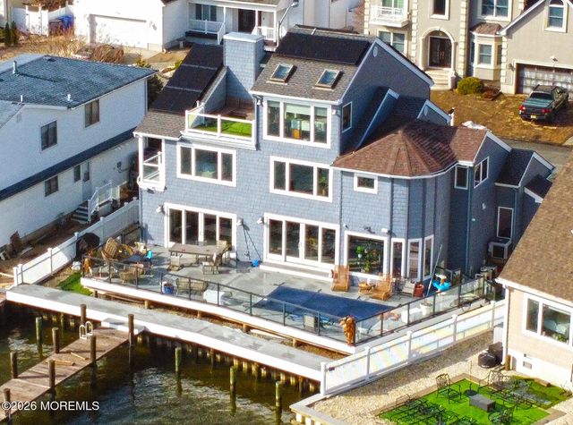 3313 Long Point Drive, Toms River, NJ 08753