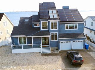 3313 Long Point Drive, Toms River, NJ 08753