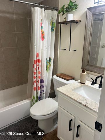 1020 Lee Avenue NW, Palm Bay, FL 32907