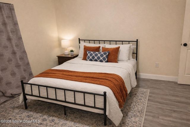 1020 Lee Avenue NW, Palm Bay, FL 32907