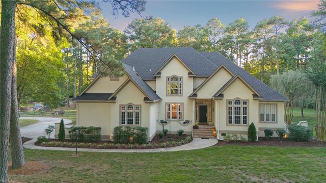 745 Forest Mills RD, Chesapeake, VA 23322