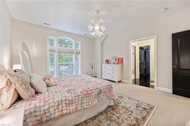 745 Forest Mills RD, Chesapeake, VA 23322